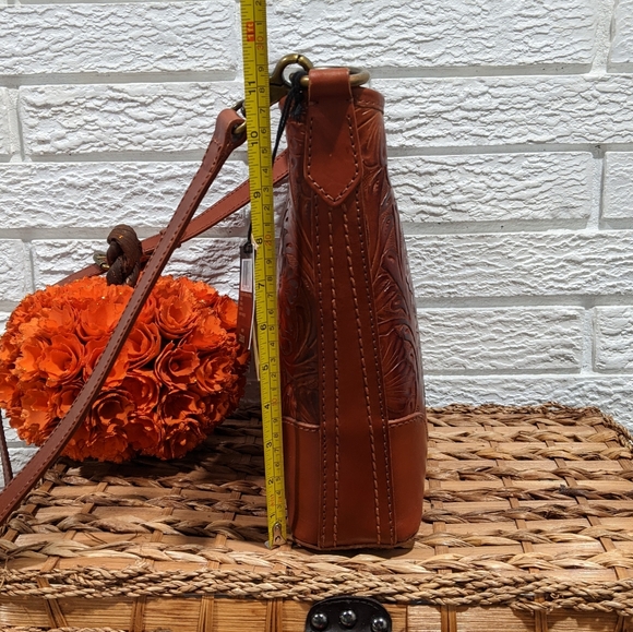 🤎SOLD🤎Frye Melissa Artisan small Hobo, Cognac - Picture 5 of 11